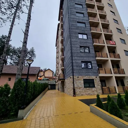 Posebna Prica 2 - Lux *