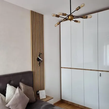 Posebna Prica 2 - Lux Zlatibor