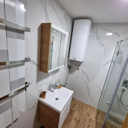 Posebna Prica 2 - Lux Zlatibor