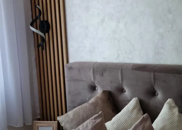 Posebna Prica 2 - Lux